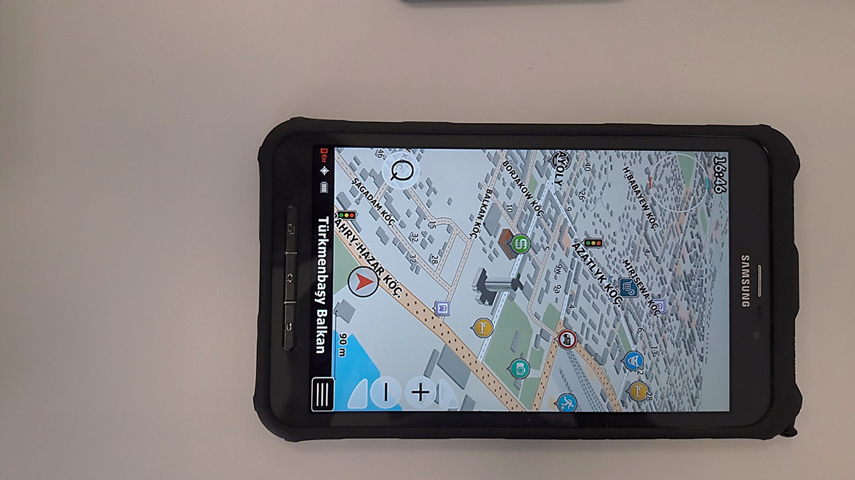 Syýahat we gözegçilik üçin elektron kartalar